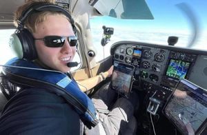 Как 18-летний пилот совершил кругосветное путешествие и побил мировой рекорд