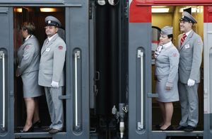Сколько зарабатывают проводники поездов в России
