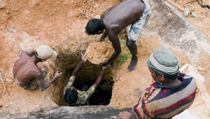 Во дворе на Шри-Ланке копали колодец, а выкопали полтонны сапфиров на 100 миллионов долларов