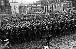 Малоизвестные факты о Параде Победы 1945 года, о которых в СССР предпочитали умалчивать