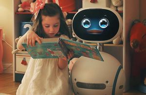 Видео: Как быть классным родителем, если робот-няня отвечает на все детские вопросы