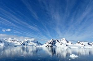 Почему самолеты не летают над Антарктидой: 4 причины