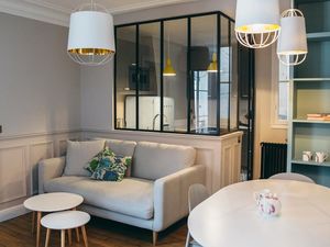 Парижская квартира с интересным зонированием, 52 м²