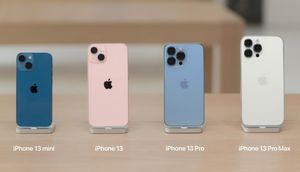 Apple показала как выглядят новые iPhone 13 и их основные "фишки"