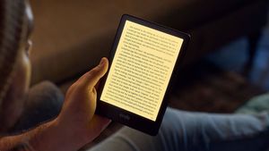 Amazon представила обновлённые ридеры Kindle Paperwhite