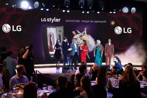 Система ухода за одеждой LG Styler победила в номинации «Самый модный гаджет для ухода за одеждой»