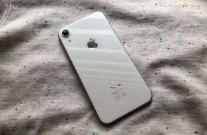 iPhone XR: стоит ли покупать в 2021-2022 году? (мой опыт использования 9 месяцев)