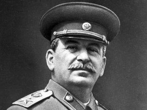 Какие территории Сталин на самом деле присоединил к Украине