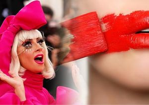 Треш от Lady Gaga: Бьюти-блогер разнесла в пух и прах «звездную» косметику, прущую в Россию