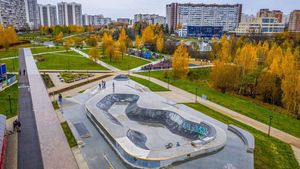 Живописный променад у пруда появился в Зеленограде