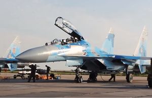 Два российских истребителя Су-30 сопроводили над Черным морем два бомбардировщика США