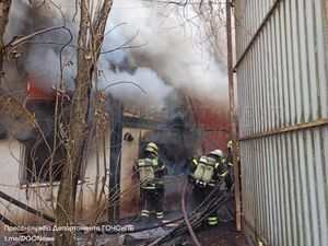 Появились фото ликвидации пожара на стройке в Новой Москве