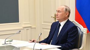 Путин призвал глав регионов не занижать статистику по COVID-19