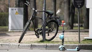 Экодождевики подарят столичным любителям осенних велопрогулок