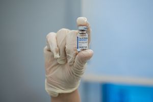 Эффективность вакцины «Спутник V» уже подтверждена в десятках стран