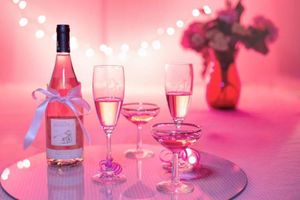 Правда ли что розовое вино это просто смесь красного с белым?
