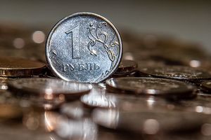 Эксперты объяснили, почему экономисты не верят в рубль