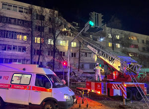 Из-под завалов дома в Набережных Челнах извлекли пенсионера, в чьей квартире произошёл взрыв