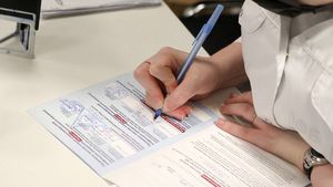 Уволен главврач больницы Приморья, где медики подделывали сертификаты