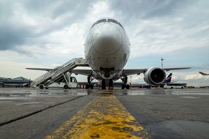 Вернувшийся в аэропорт из-за угроз самолет Egypt Air скоро вылетит в Москву