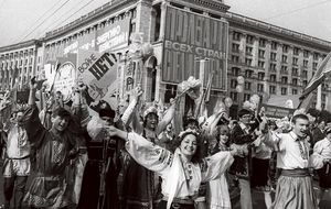 Каким был советский Киев незадолго до развала СССР: 20 фотографий неизвестного фотографа