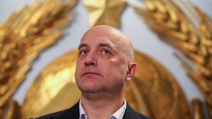 Прилепин оценил амбиции стать губернатором одного из регионов России