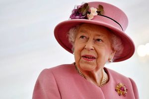Елизавета на карантине: что происходит с королевой Великобритании