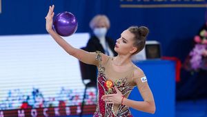 Дина Аверина стала 17-кратной чемпионкой мира по художественной гимнастике