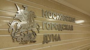 Бюджет на социальную поддержку москвичей в 2022 году увеличился на 31,5 миллиарда рублей
