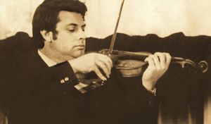 Ирония спасает от всего: как Александр Ширвиндт учился играть на скрипке