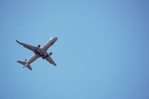 Роспотребнадзор перечислил права пассажиров при задержке авиарейсов