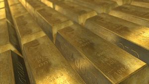 Минфин до 6 декабря закупит валюты и золота более чем на 518 миллиардов рублей
