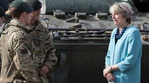 Daily Mail: Британская армия показала мощь с помощью голливудских спецэффектов