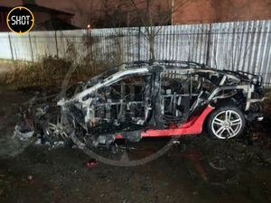В Петербурге сгорел редкий российский «спорткар»
