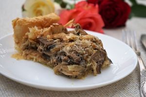Пирог-жюльен с курицей и грибами