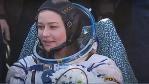 Юлия Пересильд рассказала о письмах-завещаниях детям накануне полета в космос