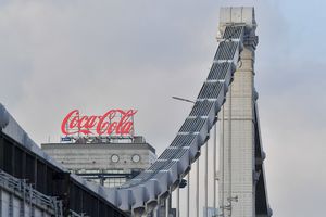 Coca-Cola начала патентный спор с владельцем «Напитков из Черноголовки» из-за бренда Fanta