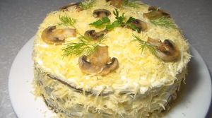 Печеночный торт с грибами и сыром