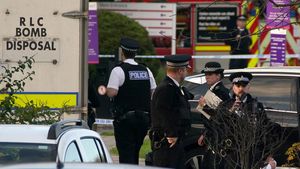 В Ливерпуле один человек погиб при взрыве автомобиля. Трое арестованы по подозрению в терроризме