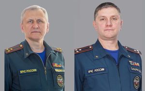 Двух высокопоставленных сотрудников ГУ МЧС по Москве подозревают в получении взятки