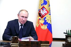 Путин подписал закон о праве зачислять в бюджет ПФР конфискованные деньги коррупционеров