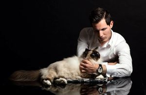 10 умилительных фотографий мужчин и кошек