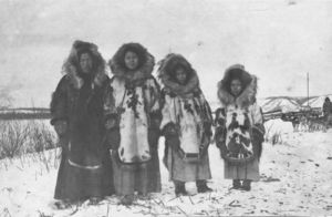 Видео: Куда 90 дет назад исчезло все поселение Ангикуни — деревни северных инуитов