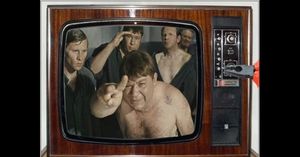 Почему телевизоры в СССР делали с переключателем на 12 каналов?!
