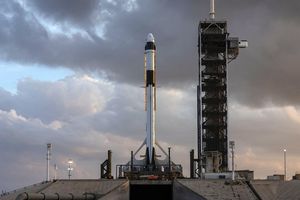 Ракета Falcon 9 стартовала с дроном-камикадзе для защиты Земли от астероидов