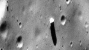 Загадочный монолит на поверхности марсианского спутника Фобоса
