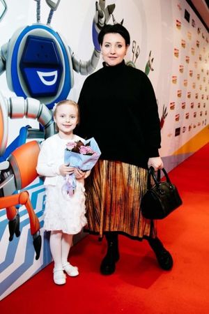 Инга Оболдина: впервые стала матерью в 44 года. Фото подросшей дочери и супруга актрисы