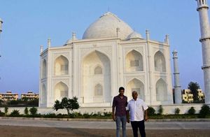 Предприниматель из Индии построил свой Тадж-Махал для супруги