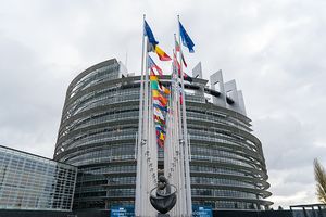 В Европарламенте призвали закрыть «Северный поток — 2» в случае нападения России на Украину