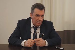 Глава СНБО призвал разобраться с «российской пропагандой» на телеканалах